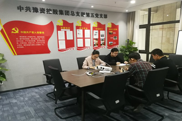 b8605023221292773e525f554e8733c.png b8605023221292773e525f554e8733c.png